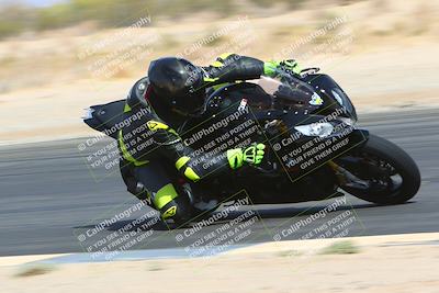 media/Apr-10-2022-SoCal Trackdays (Sun) [[f104b12566]]/Turn 7 Inside (1025am)/